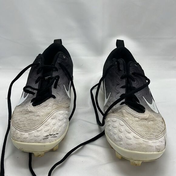 Black & White Nike Lunarlon Cleats Women's 9 - Picture 2 of 8